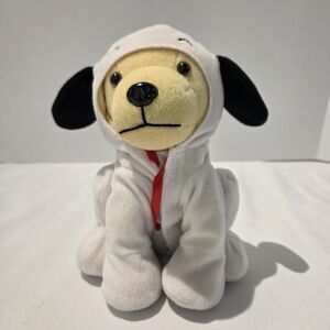 Raising Cane's & Peanuts 2021 Snoopy Collector's Plush